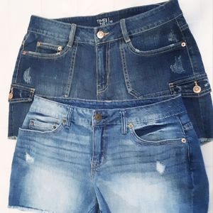 Time and Tru 2 pr ladies jean shorts size 10 nwot